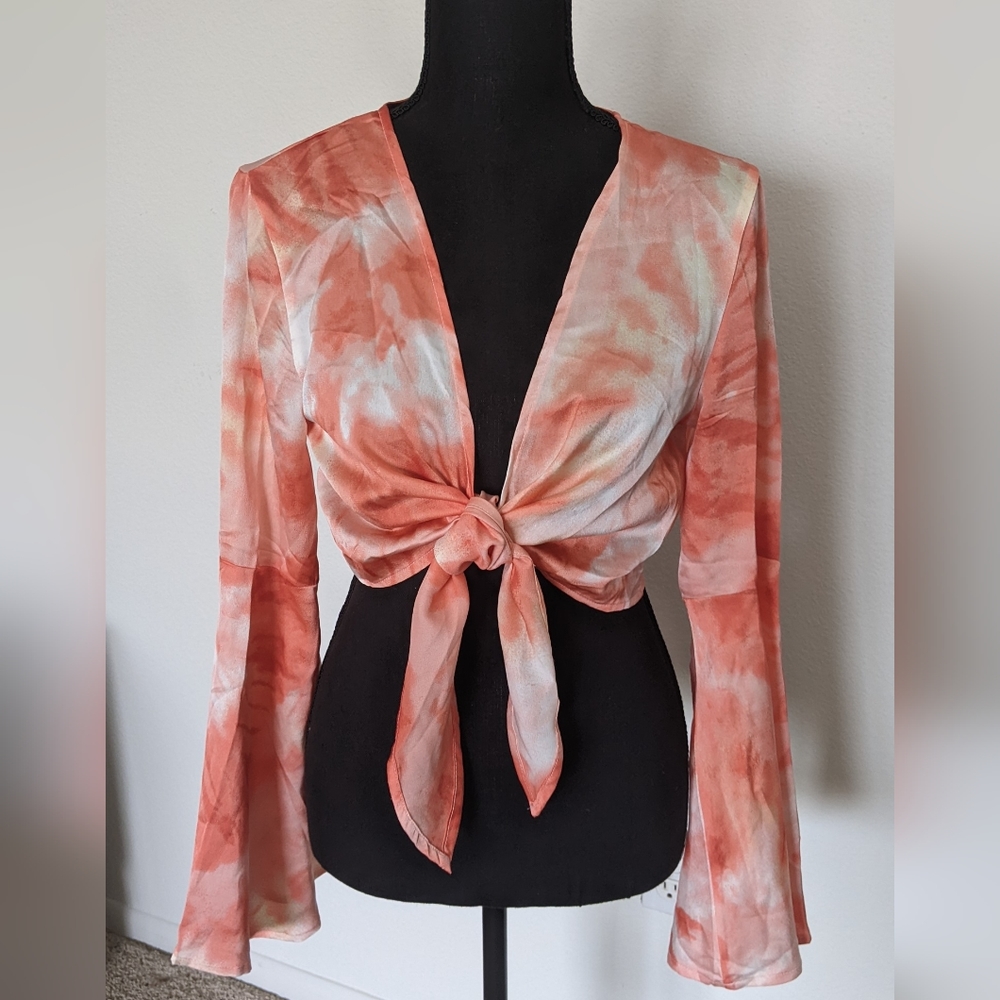 NWT Nasty Gal Coral Long Sleeve Tie Front Cropped Top, size 10